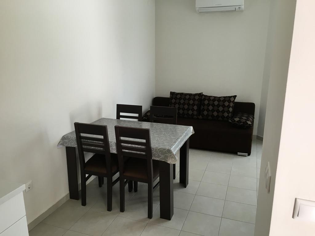Apartments Meridiana 1 奥瑞比克 外观 照片
