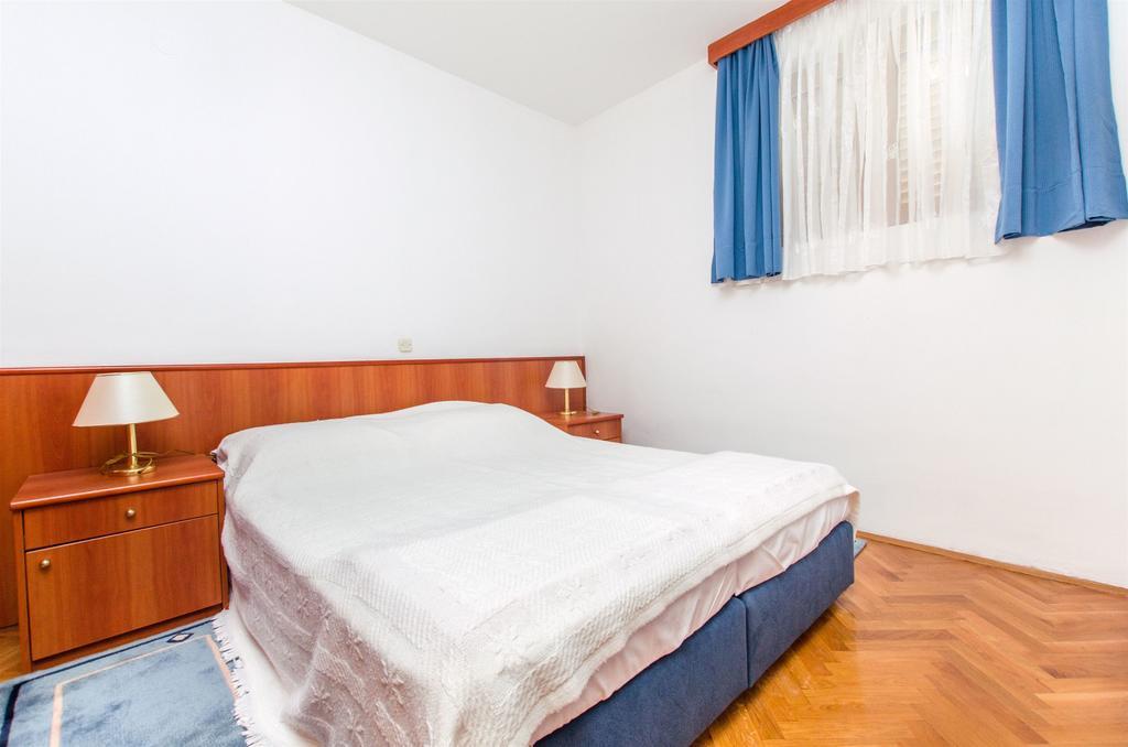 Apartments Meridiana 1 奥瑞比克 外观 照片